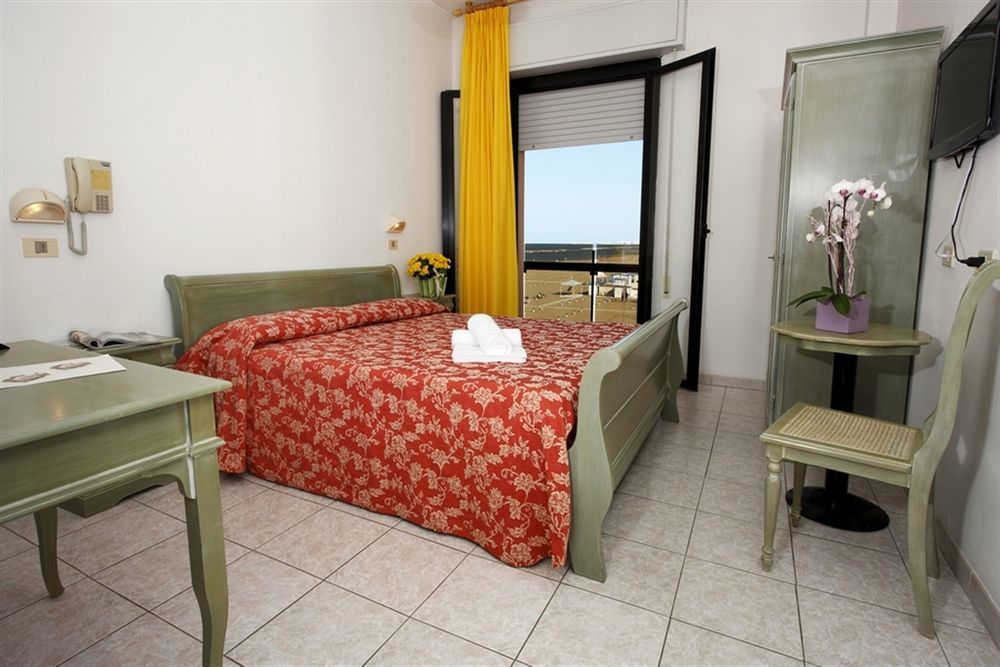 Hotel Baia Rimini Exteriör bild